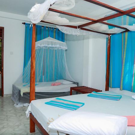 Bed and Breakfast Panorama Rock Cafe Tangalle Exterior foto
