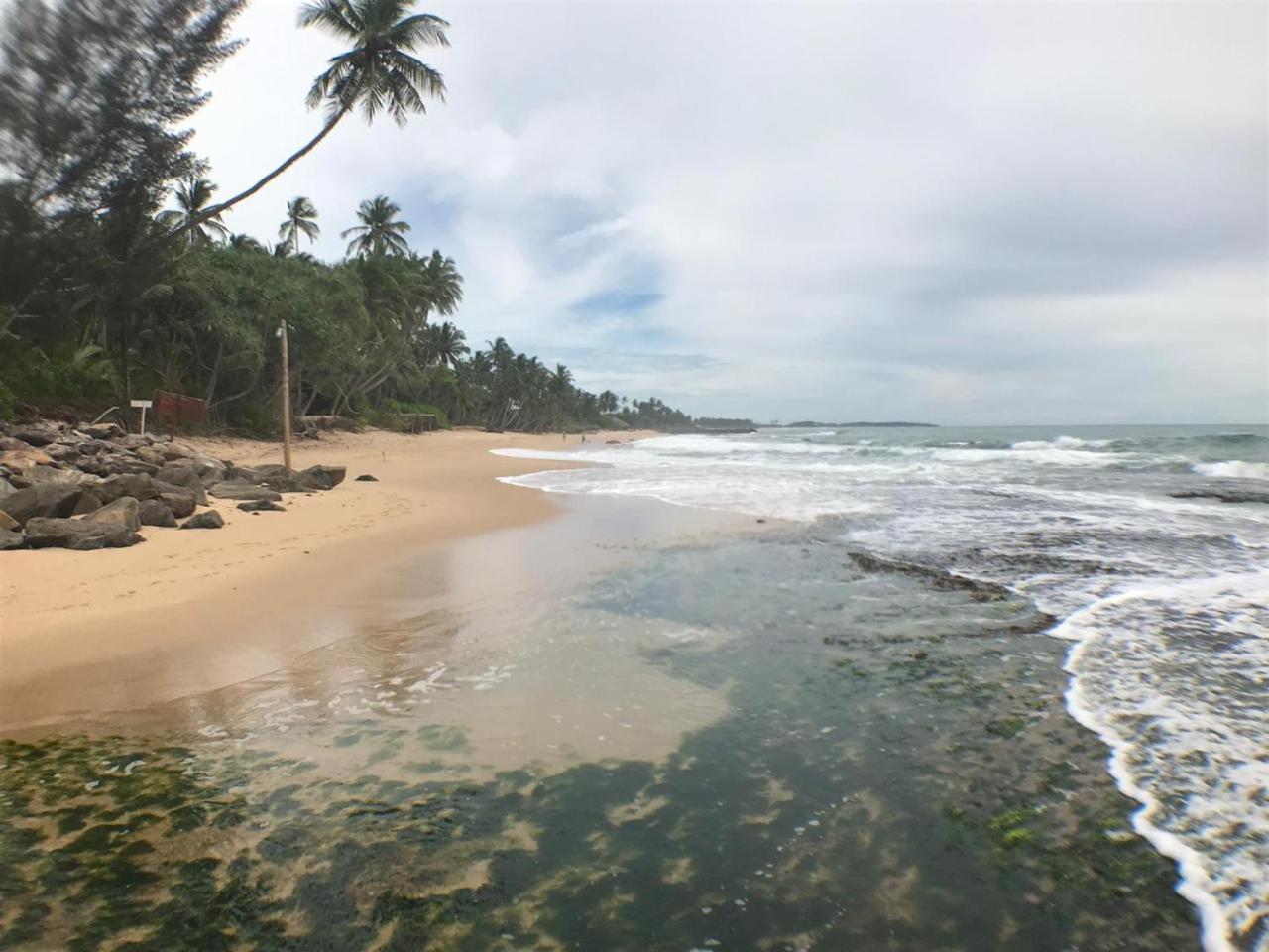 Bed and Breakfast Panorama Rock Cafe Tangalle Exterior foto